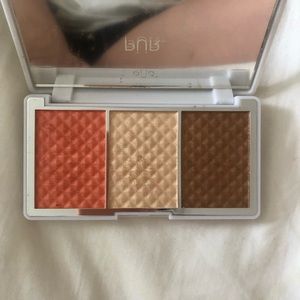 NWOB Pur Bronze and Brighten Palette